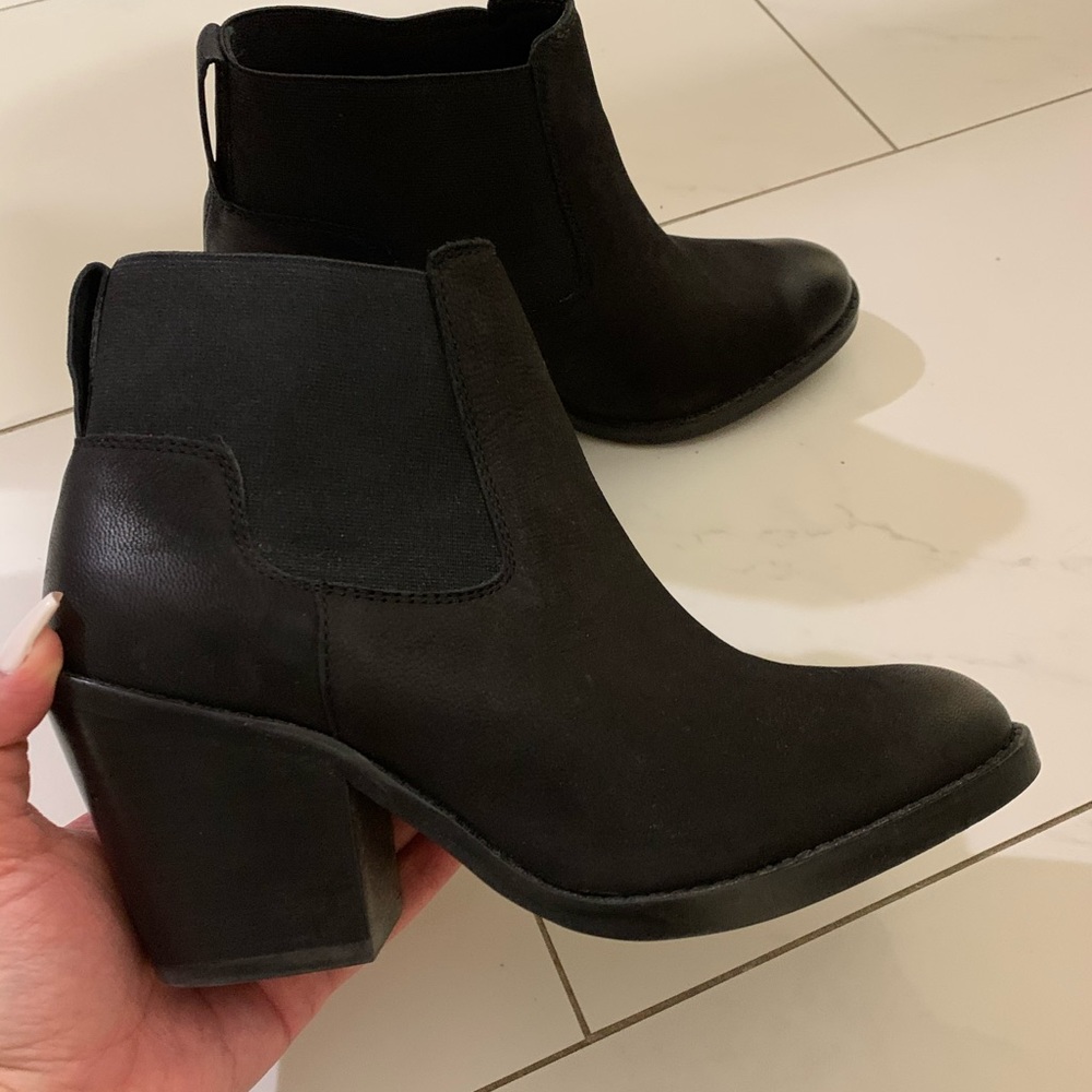 H&M leather black booties